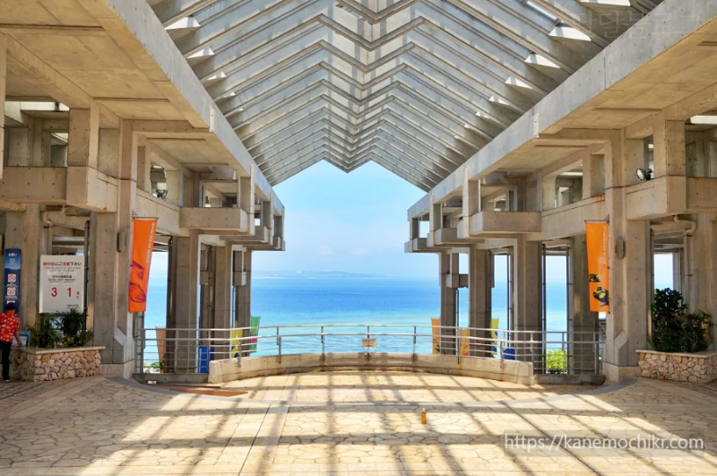 츄라우미수족관-바다