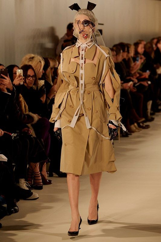 martin margiela deconstruction fashion