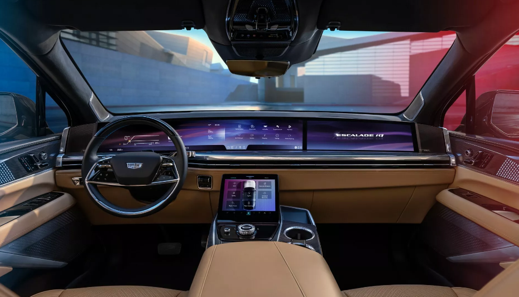 캐딜락-애스컬레이드iq-실내