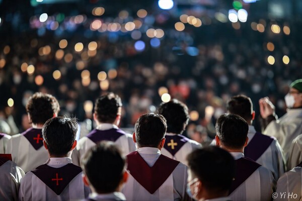 오늘 대통령의 용퇴를 촉구한다.