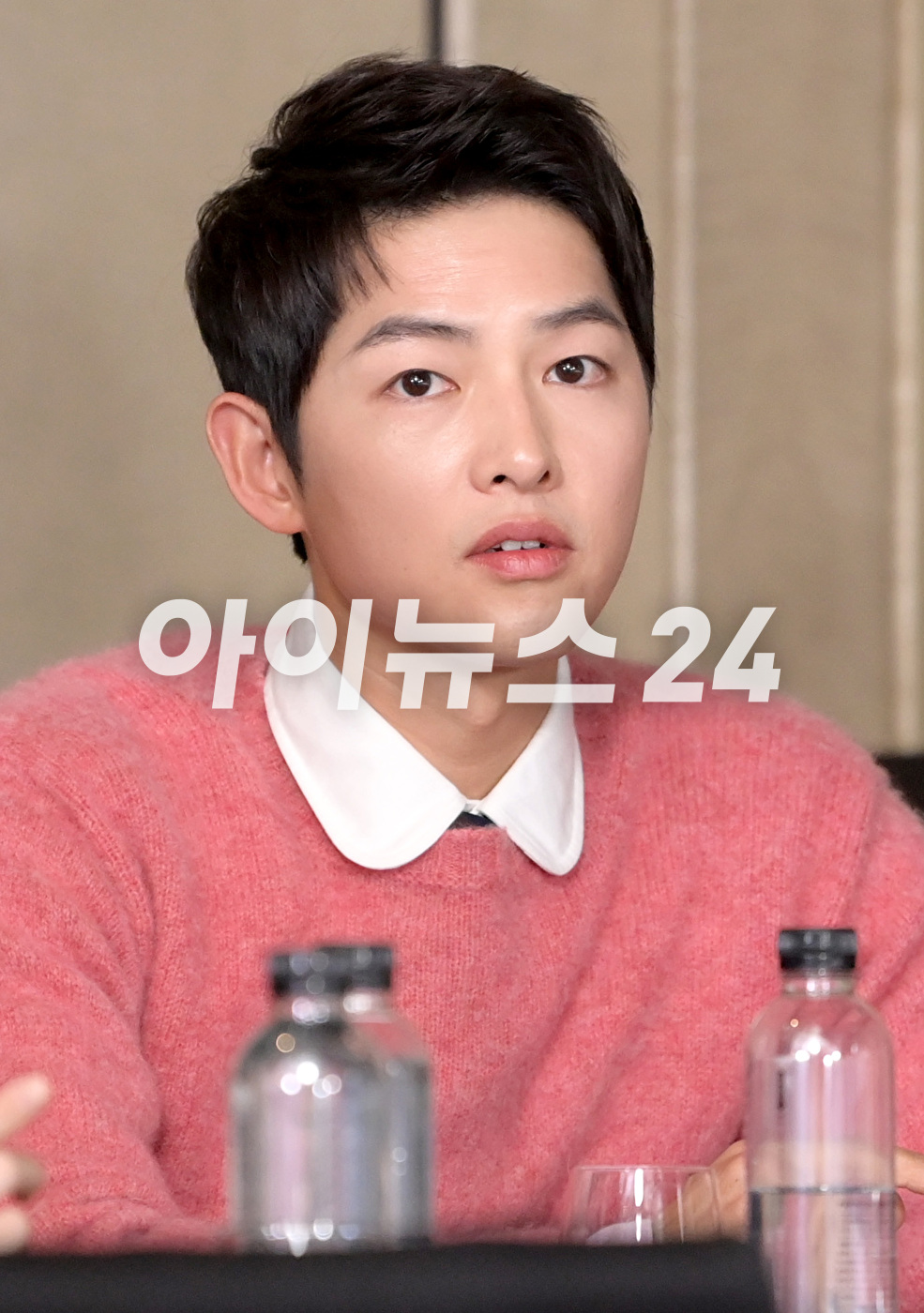 배우 송중기가 17일 오후 서울 여의도동 페어몬트 엠버서더호텔에서 열린 JTBC 새 금토일 드라마 '재벌집 막내아들' 제작발표회에 참석하고 있다. [사진=정소희 기자]