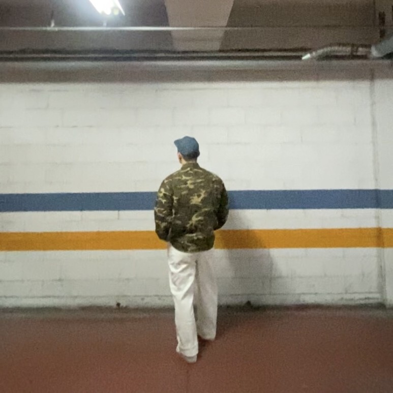 데일리룩(오뭘입)오베이 모자 더스티블루, 위캔더스 카모 자켓, 무신사스탠다드 크림 팬츠, 나이키 블레이저 로우 77, 남자데일리룩, 남자데일리코디, 남자데일리패션, ootd