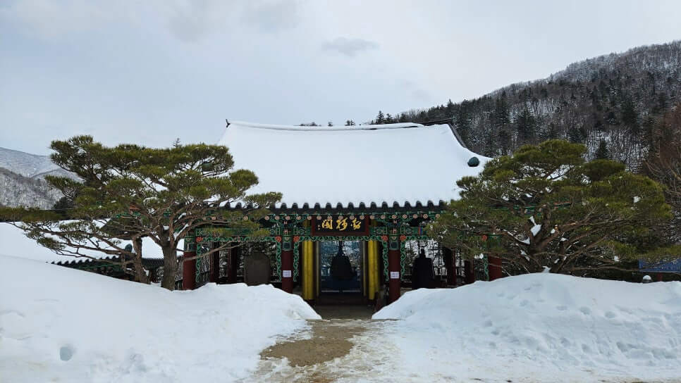 평창 상원사 : 문수보살의 지혜와 세조의 전설이 깃든 곳