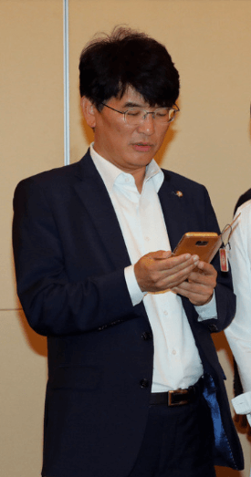 박완주