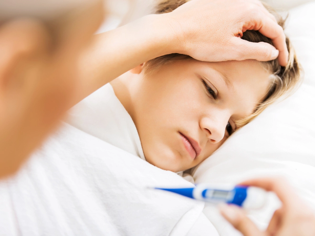 열이 나는 아이