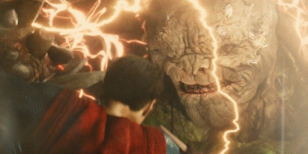 둠스데이-슈퍼맨