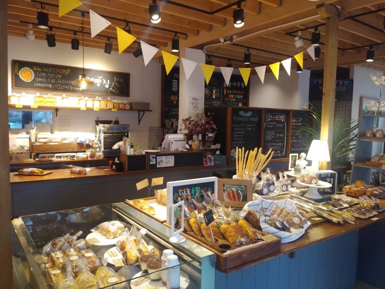 생방송오늘저녁 딸기폭탄 케이크 파주 베이커리