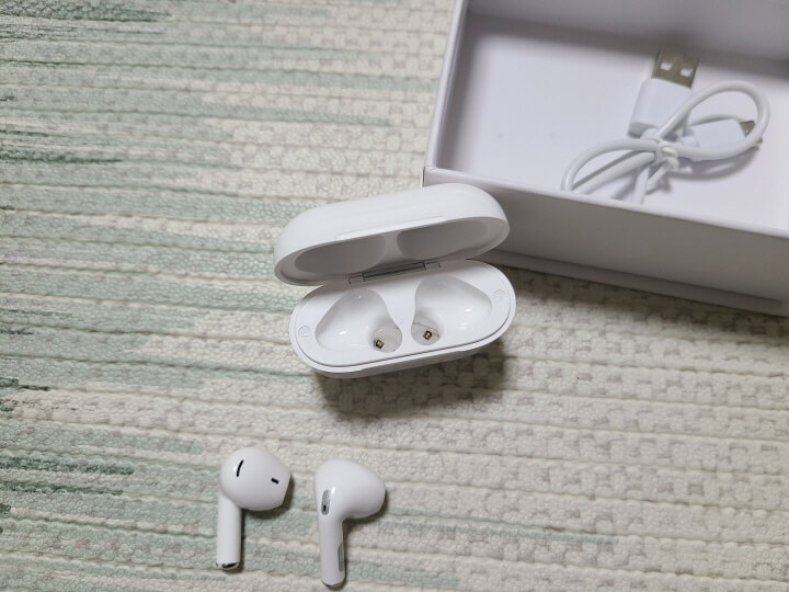 열린 케이스 사진