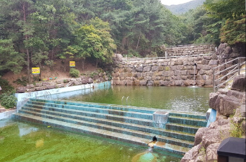 상주 성주봉 자연휴양림 계곡 물놀이_1