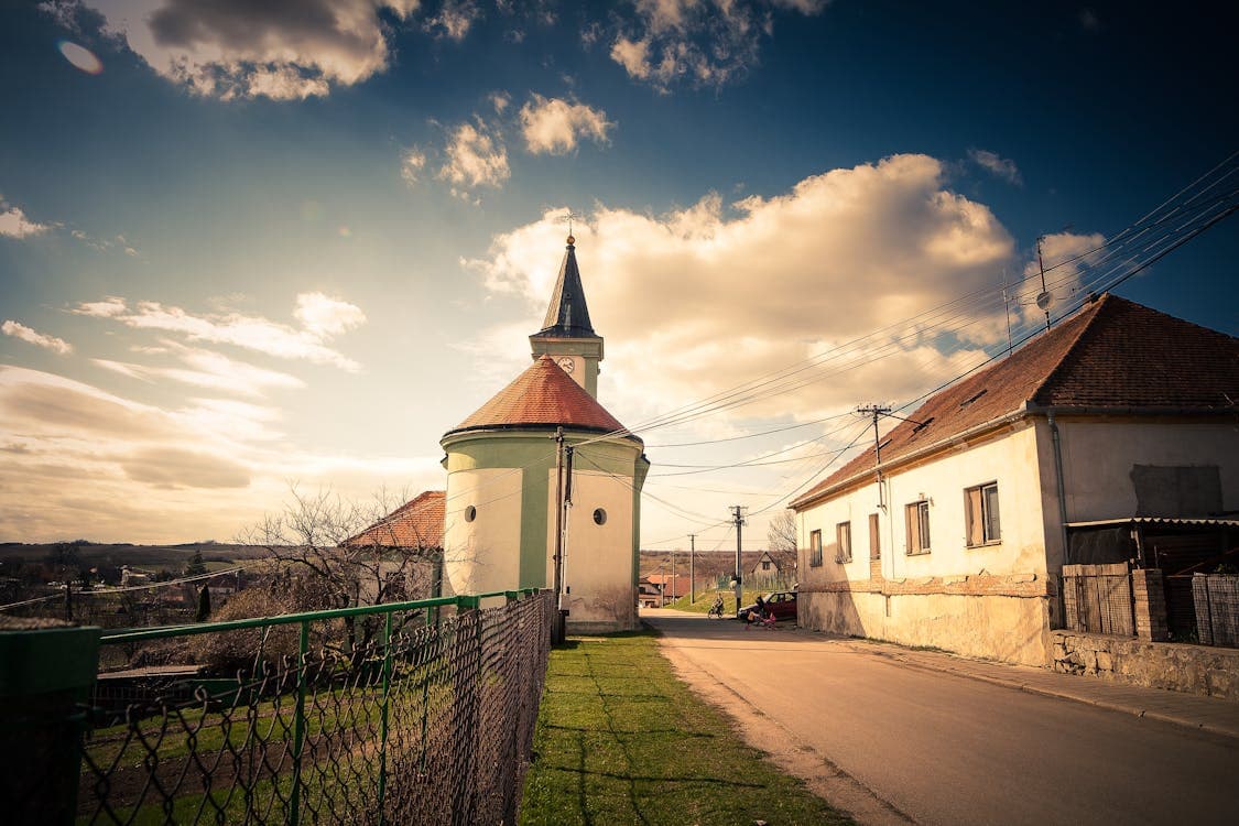 도시 전체가 하나의 성 – 성벽 안에서 살아가는 사람들