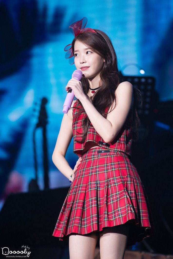 아이유 사진 모음 / 무대 코디 패션 / 일상 사복 패션