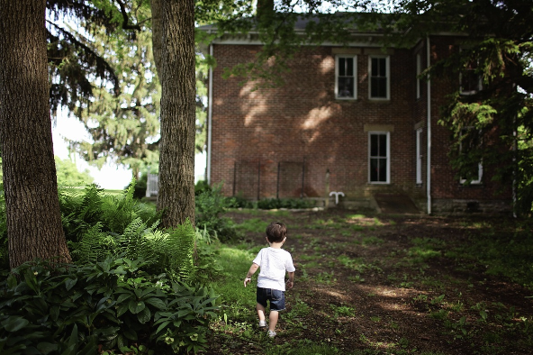 ‘혼자서도 괜찮아’ 메시지를 아이에게 전하는 방법