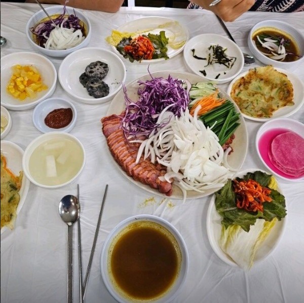 동학사 도덕봉가든 메뉴 이미지