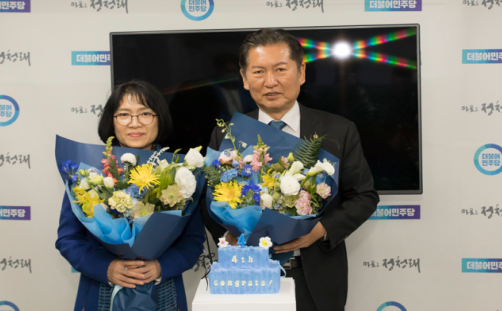 정청래 당대표 경선 첫 승리