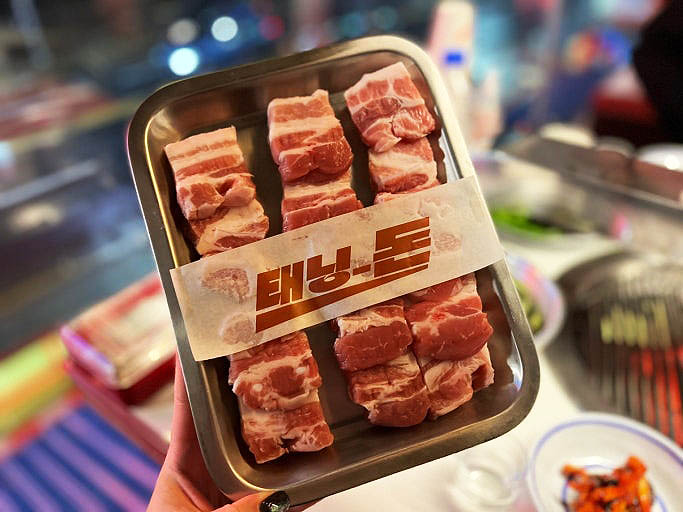 광안리 앞바다 루프탑 고기집 '태닝돈'