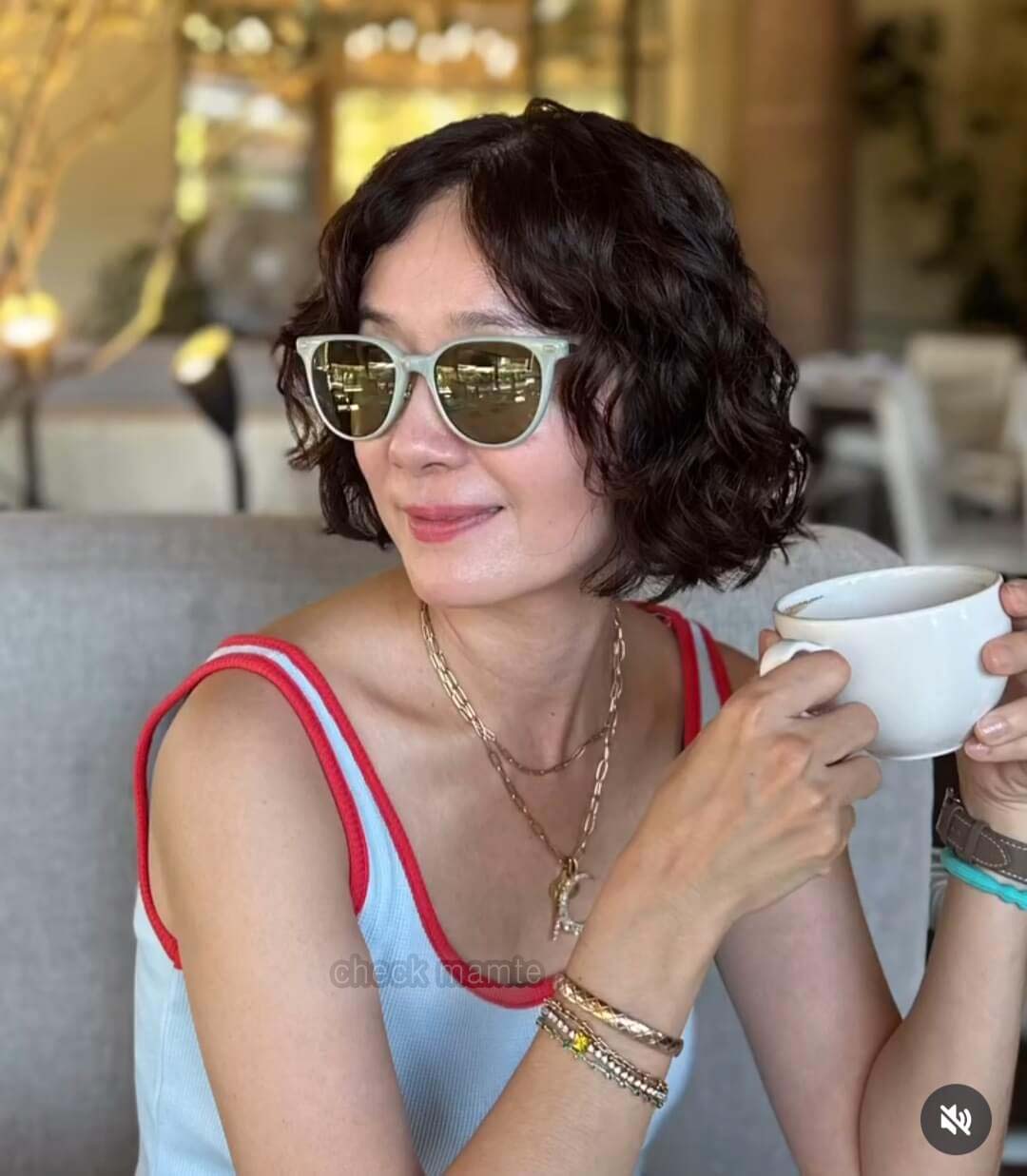 오연수 팔찌 착용