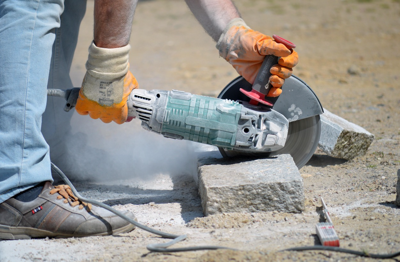 청년 실업률의 원인과 해결책