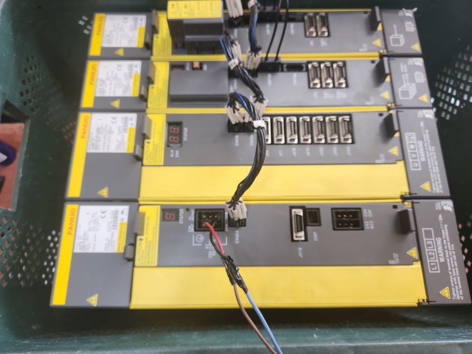화낙(FANUC) 서보드라이버 A06B-6140-H011 / A06B-6142-H011#H580 / A06B-6117-H207 / A06B-6117-H105 작동 불능, 전원 인가 후 무반응 수리 완료