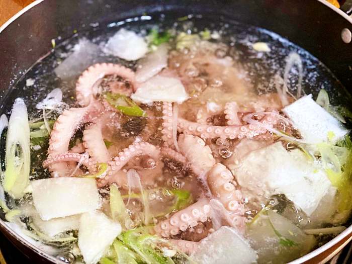 고두심이 좋아서 충남 태안 박속밀국낙지탕 맛집