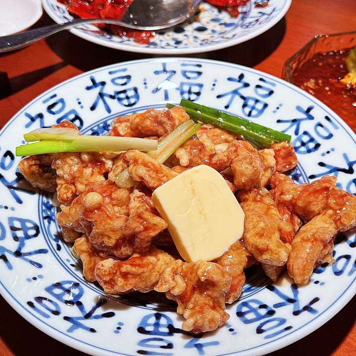 압구정 로데오 맛집 추천 생방송투데이 제철 해산물 광동 요리 정통 중식당 빵싸먹는 동파육 버터 탕수육 깐풍아귀 오늘방송 리얼 맛집