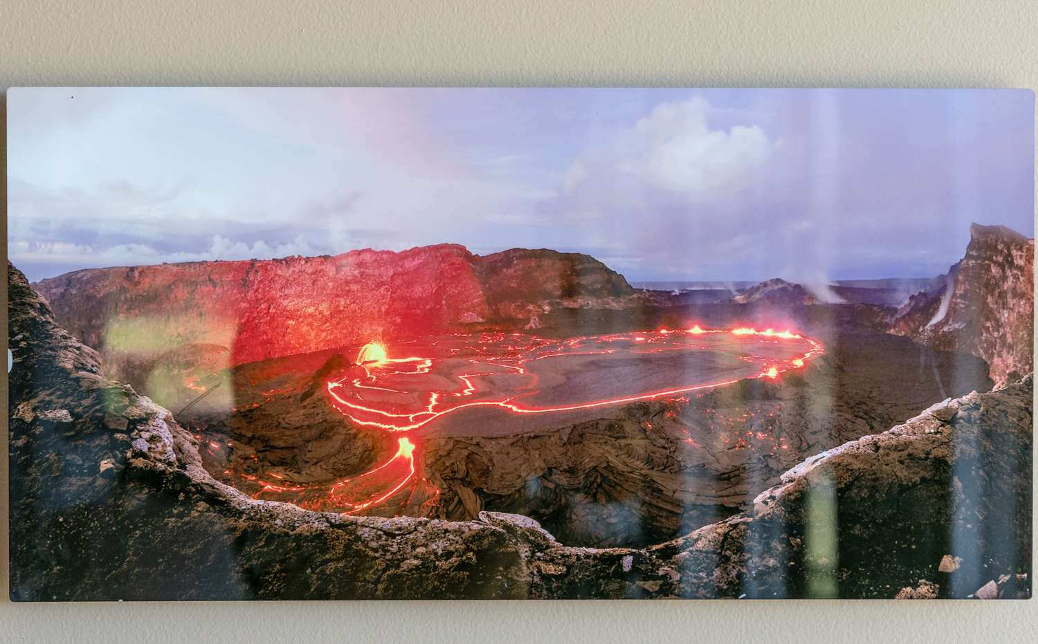 1961년, 1968년 킬라우에아화산 헬레마우마우 분화구 폭팔 사진