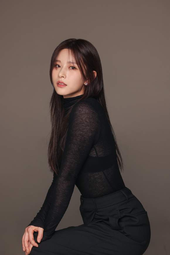 박하얀 프로필