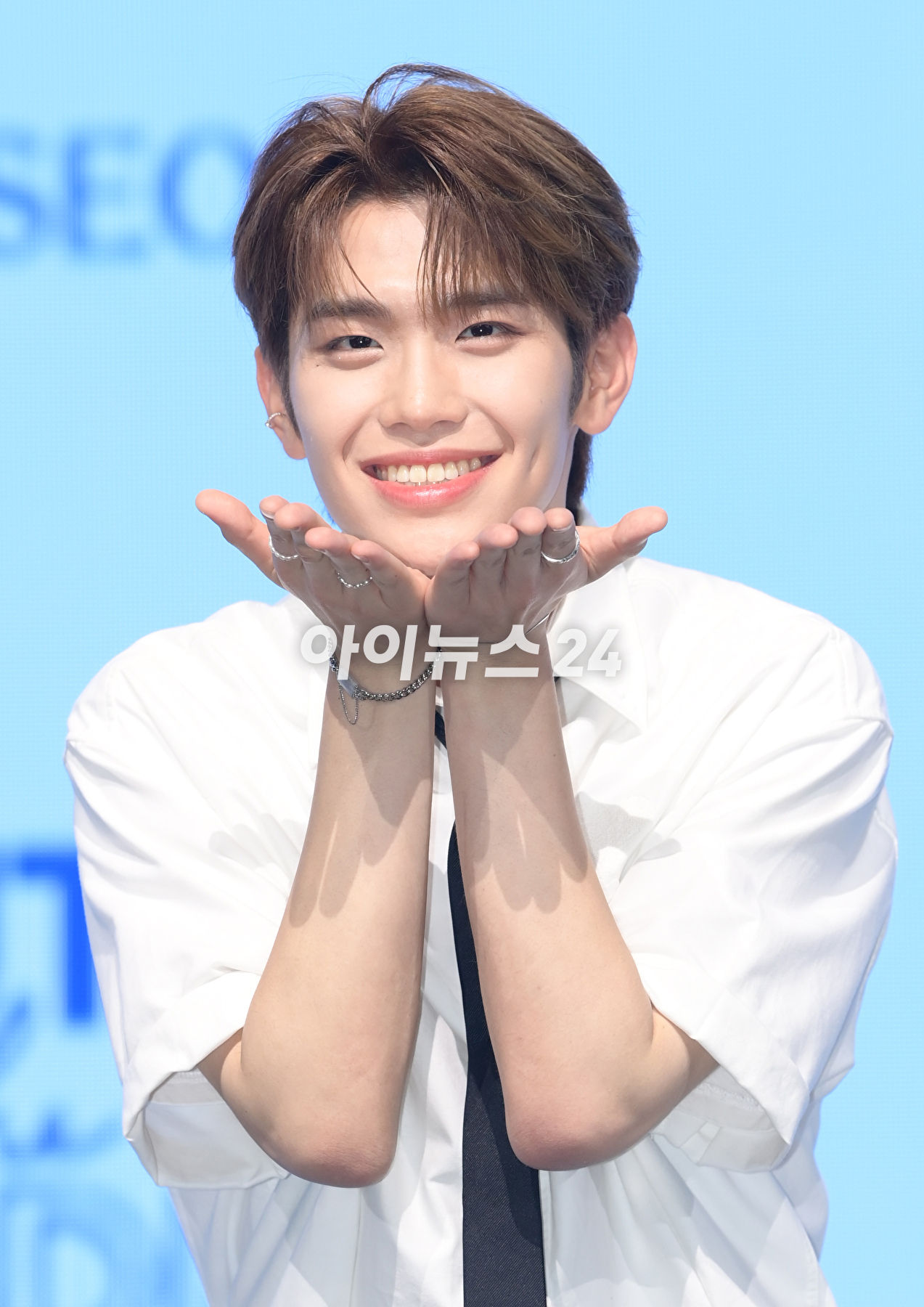 그룹 제로베이스원 김태래가 10일 오후 서울 광진구 광장동 예스24라이브홀에서 열린 제로베이스원(ZEROBASEONE) 데뷔 쇼케이스에 참석하고 있다. [사진=정소희 기자]