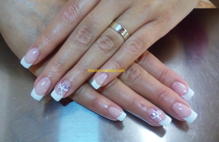 손톱이 잘 부러지는 이유