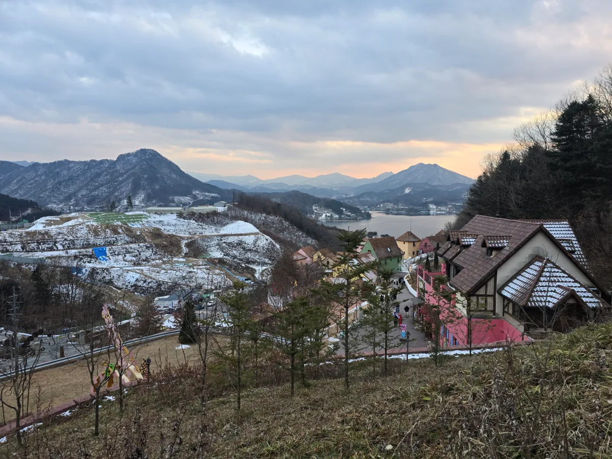 쁘띠프랑스-산 중턱