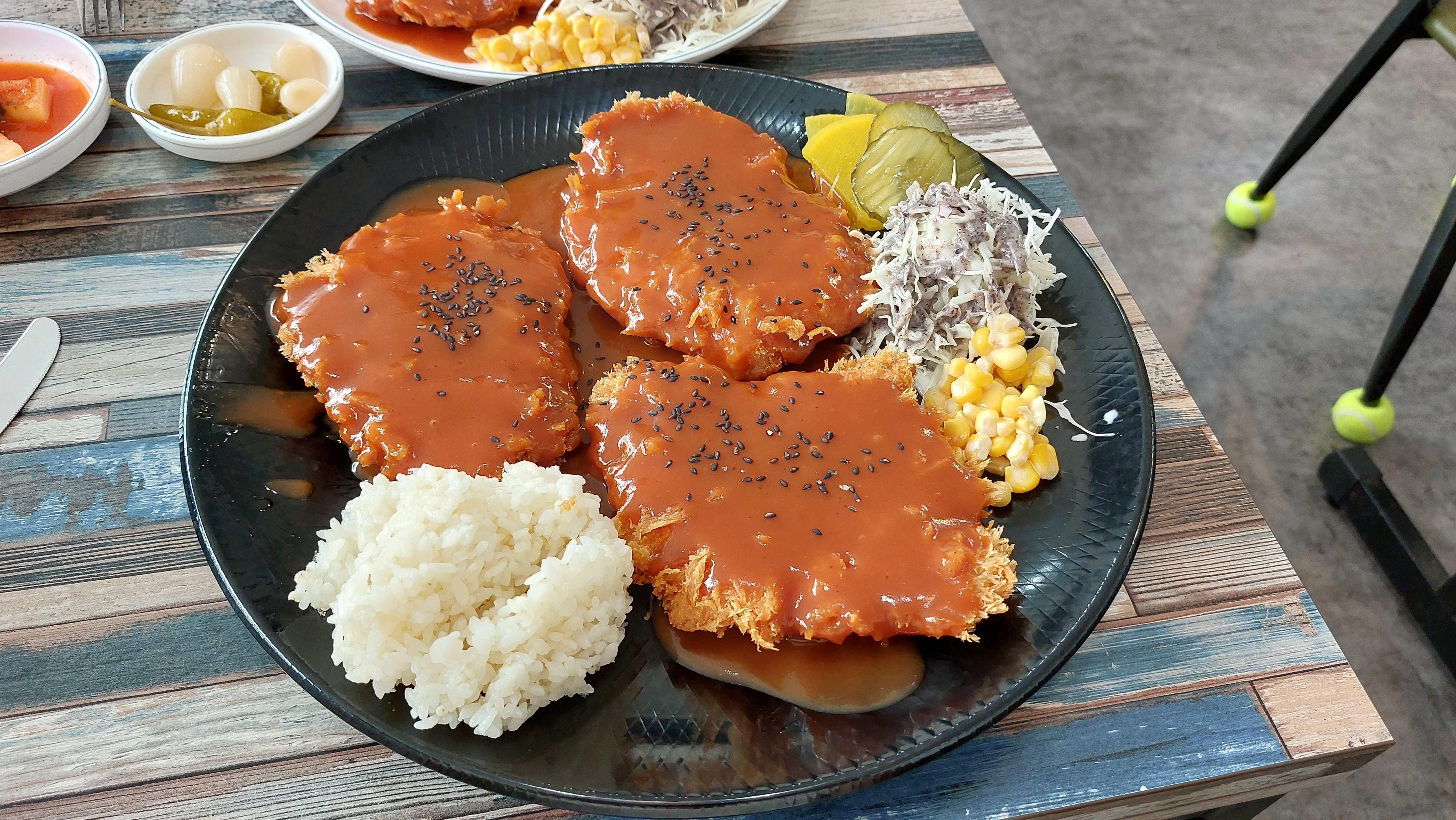 원내동 엄마손돈까스 왕돈까스