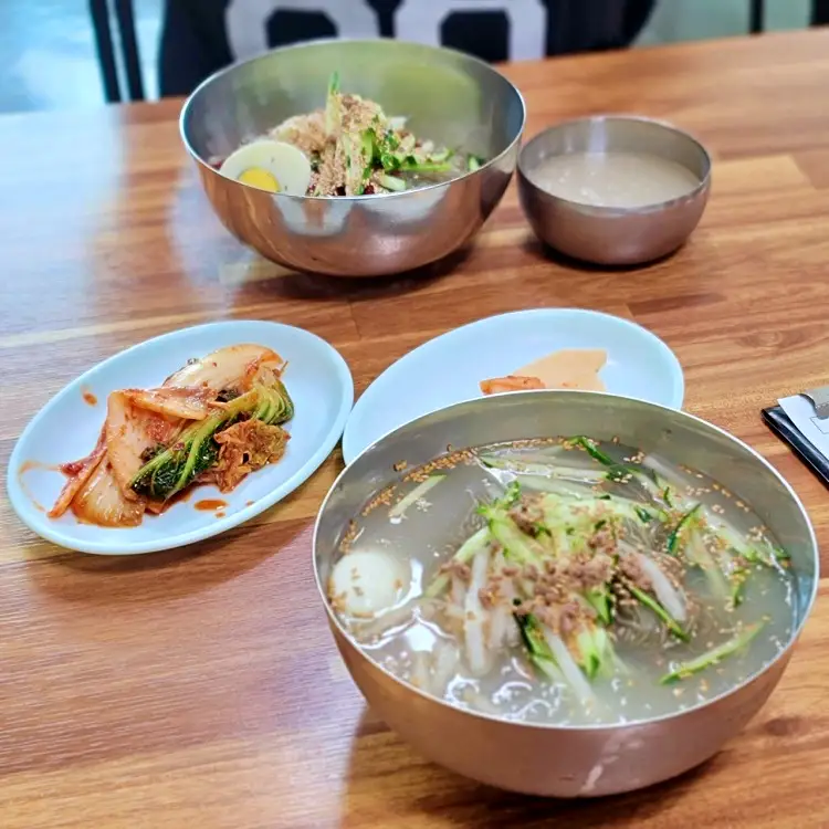 식객 허영만 백반기행 161회 김재경 편 홍어회무침 수북한 회냉면, 식초 필요없는 새콤한 전국구 물냉면, 비빔냉면, 냉면 서천 노포 맛집 소개