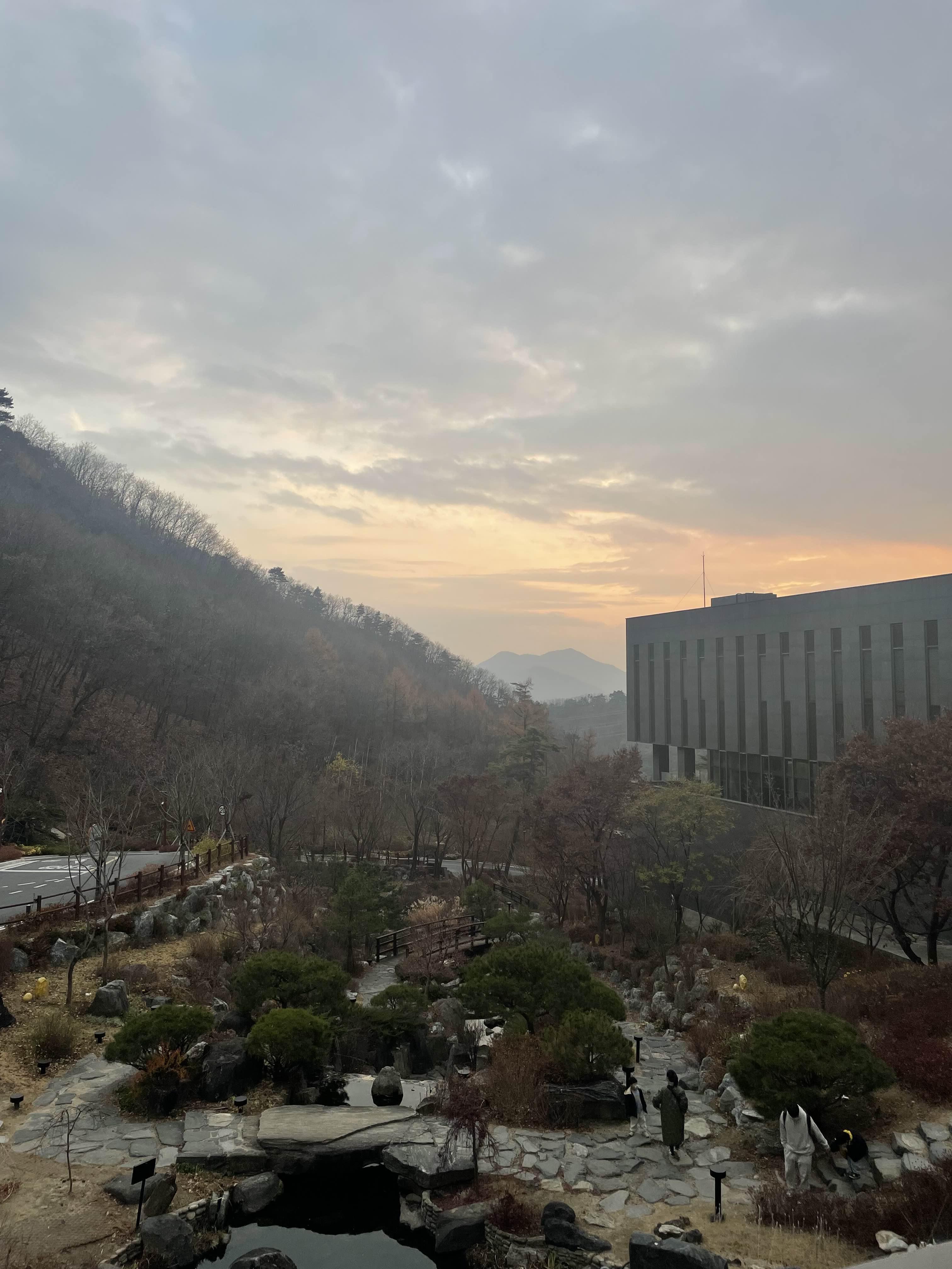 레스트리 리솜 바깥 뷰