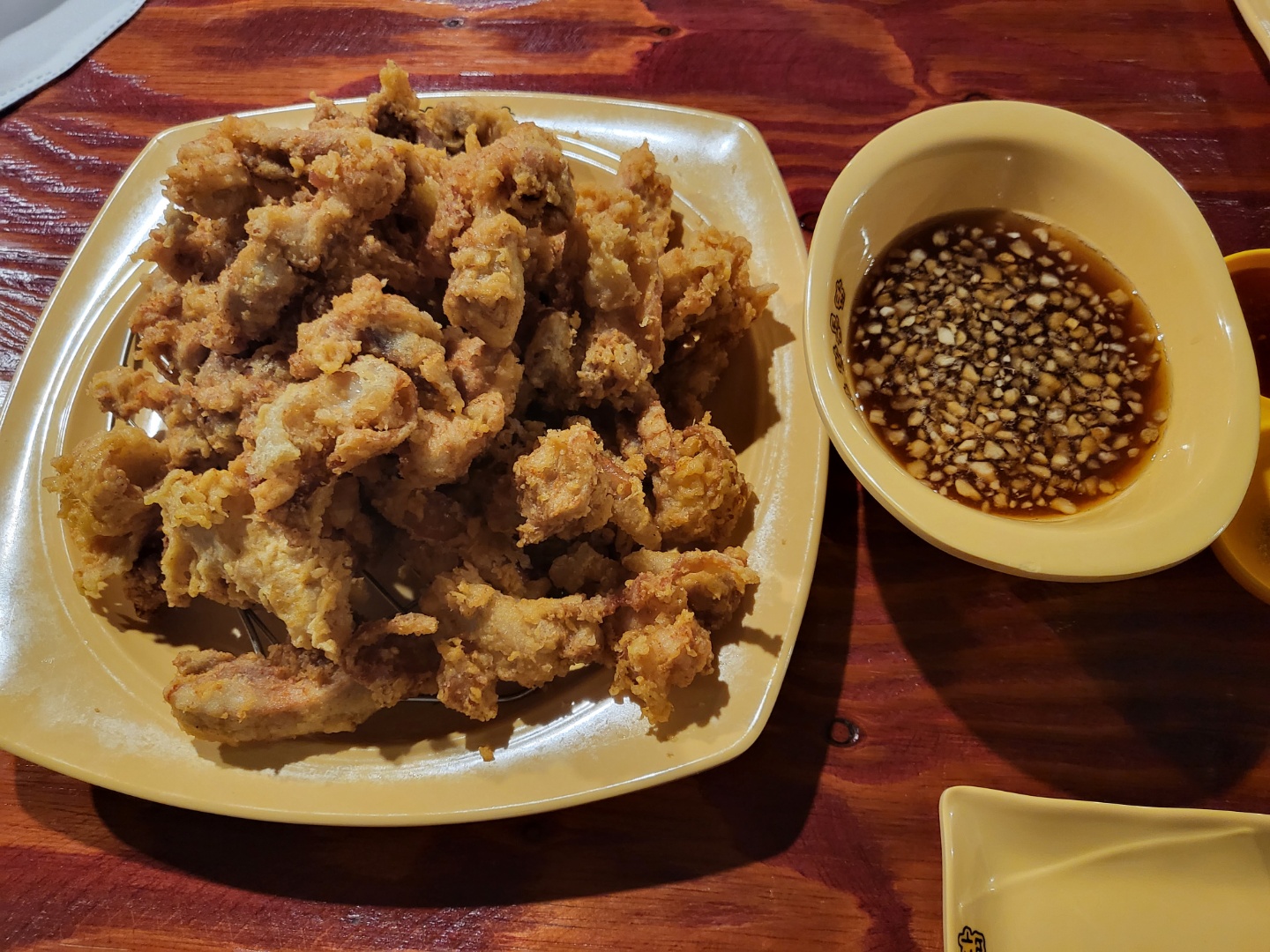 노랑통닭 숙대점 알싸한 마늘 치킨