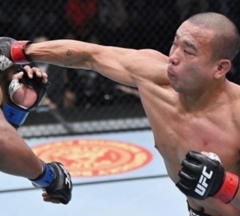 UFC-박준용-안드에-무니즈-중계