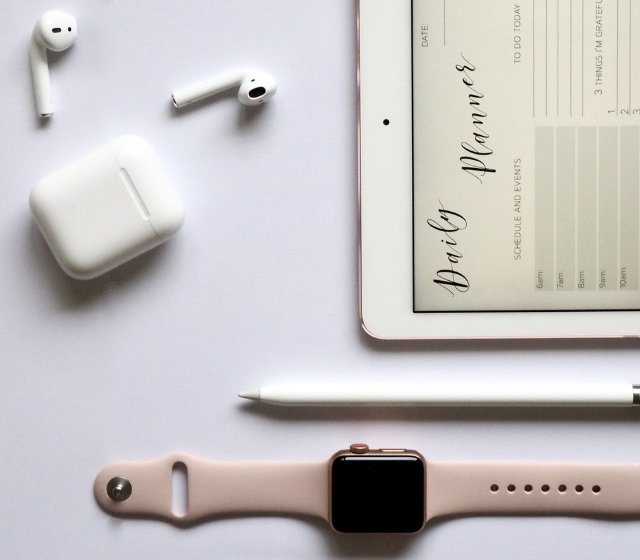 민생회복 소비쿠폰 에어팟, 갤럭시워치 등 스마트 웨어러블 구매 가이드 포스팅 썸네일