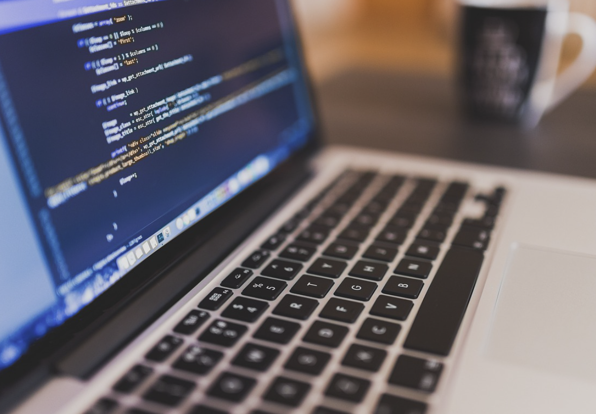 100년 삶의 지혜로운 마무리: '디지털 유산 설계', 나의 온라인 흔적을 현명하게 관리하는 법