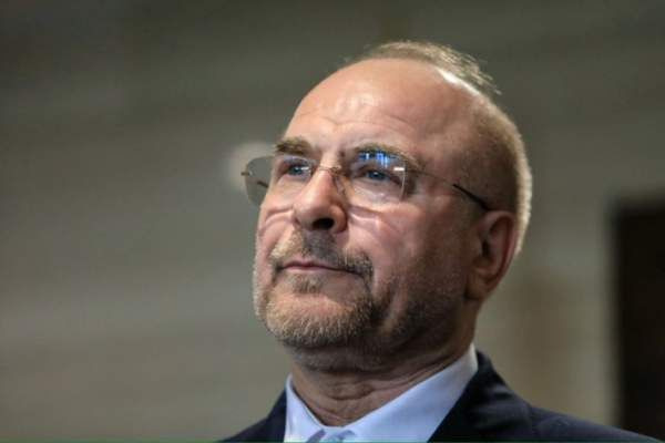 트럼프, 이란 협상단 파견 전격 취소! "18시간 비행 낭비" 발언의 속내와 중동 정세 급변