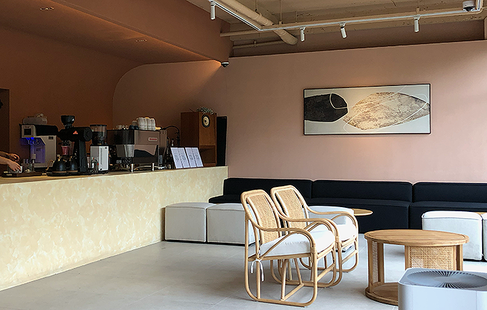 카페-소식-인테리어