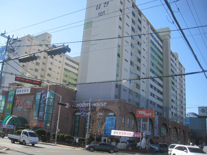 진주지원2021타경6746 본건 전체 전경