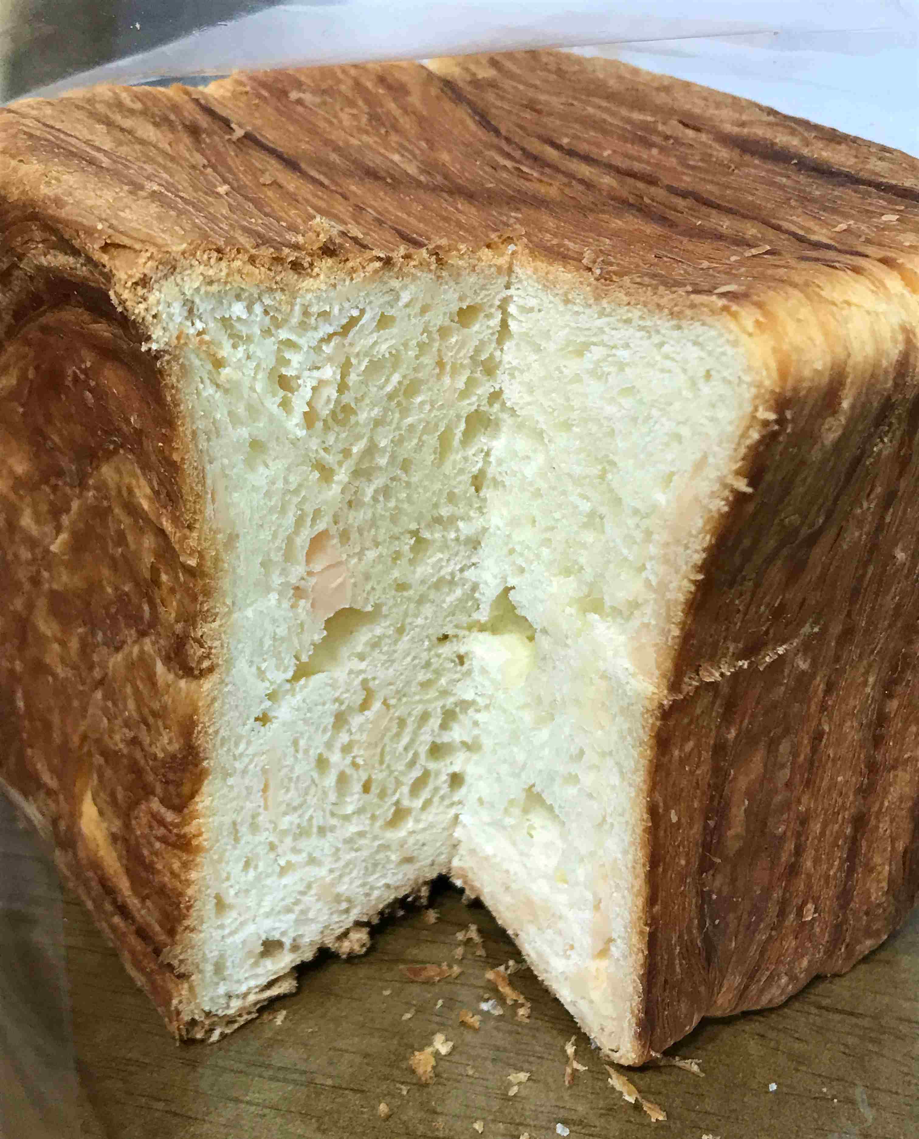 아티장베이커스 치즈데니쉬 단면