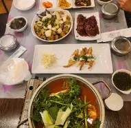 생생정보 스타밥집 가수 신성 꽃게 정식 코스요리