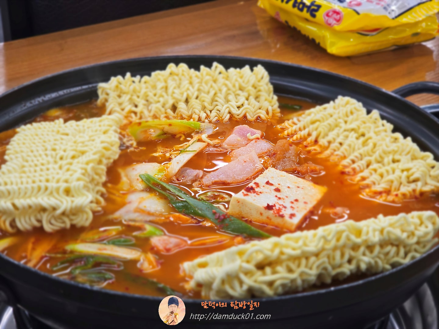 생고기 김치찌개