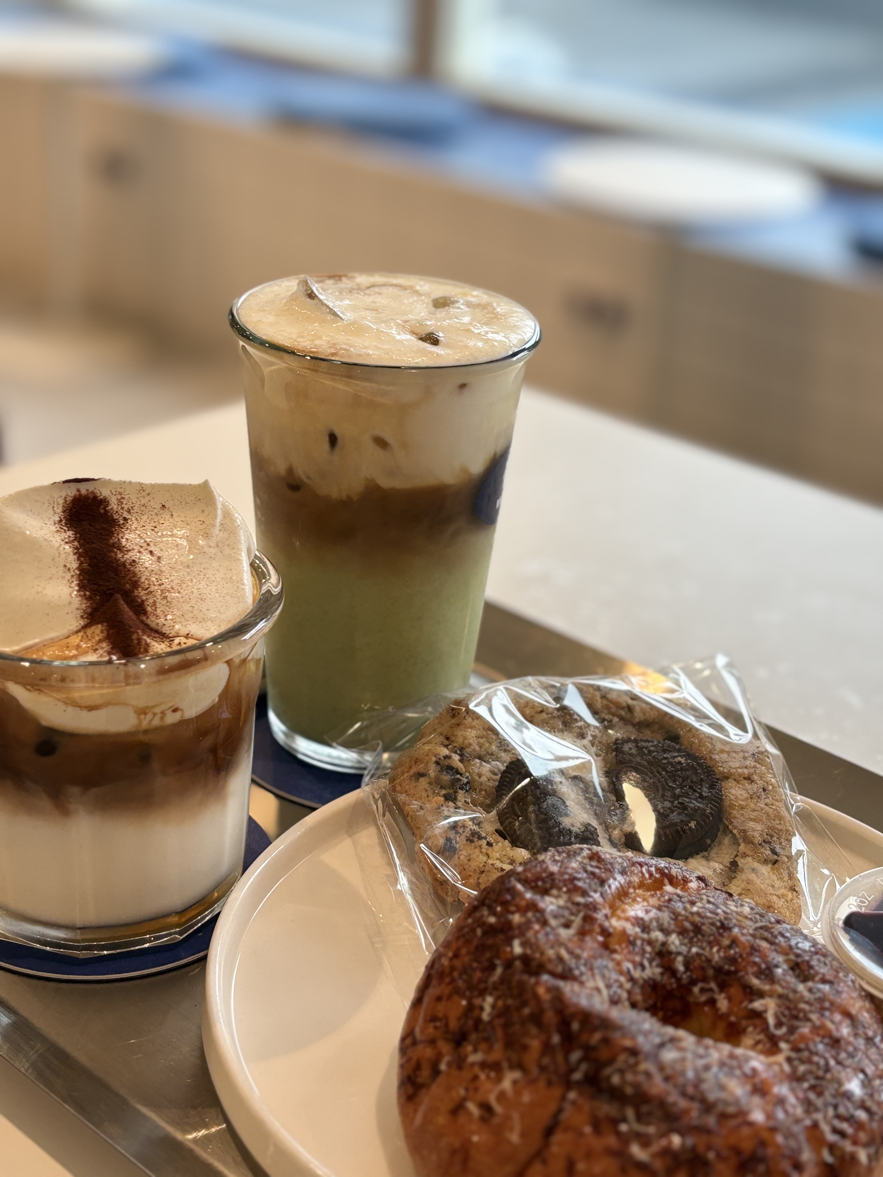 겨울철 입맛 잡는 완벽한 데이트 코스: 제철 대방어 맛집과 감성 산책로 추천