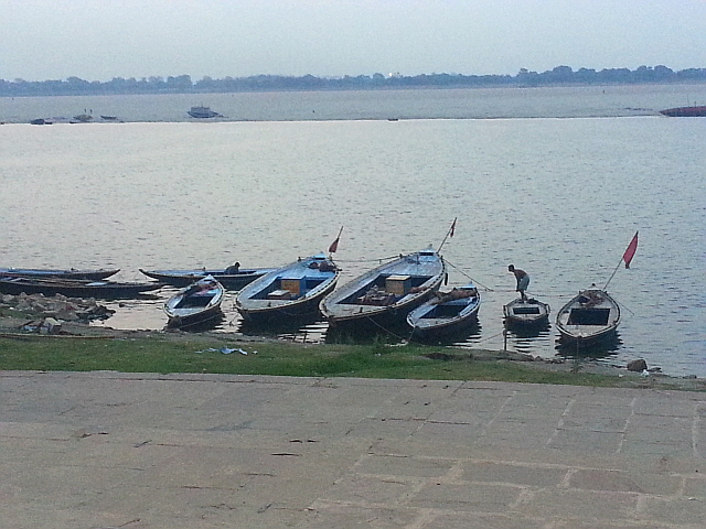 갠지스 강 나루터