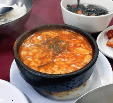 국제시장순두부백반