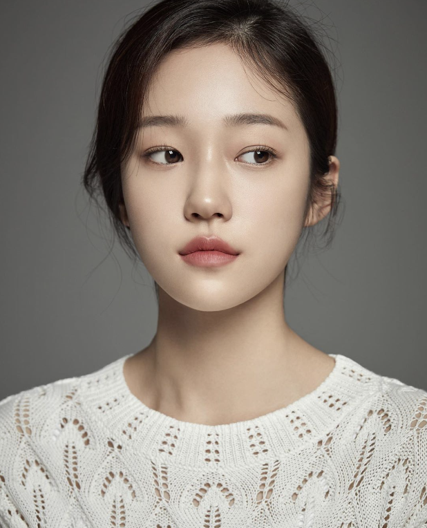 노윤서 화보 미모2