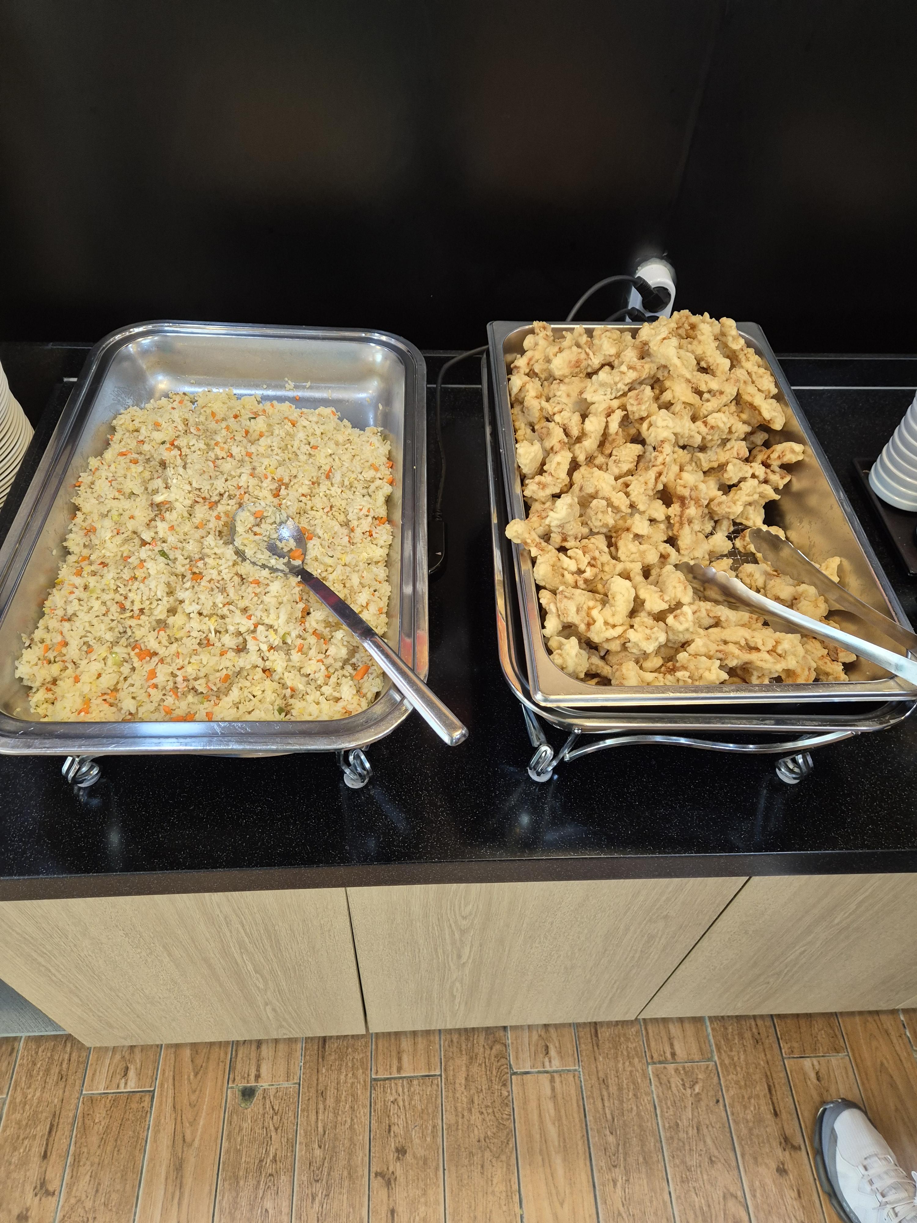 대전 무한리필 짬뽕차이나 볶음밥, 탕수육