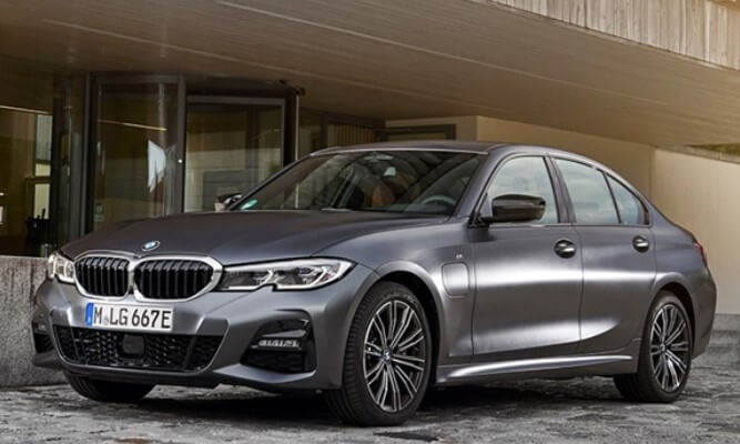 BMW-330e-Hybrid