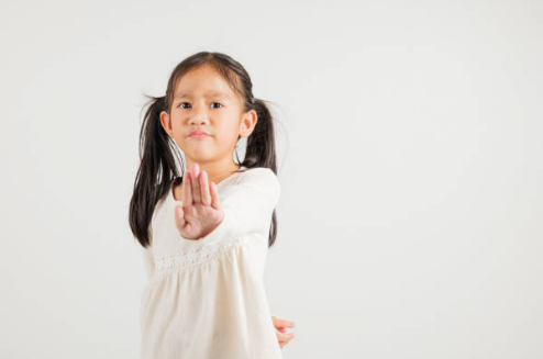 kindergarten child school refusal