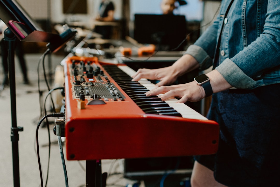 Instrument